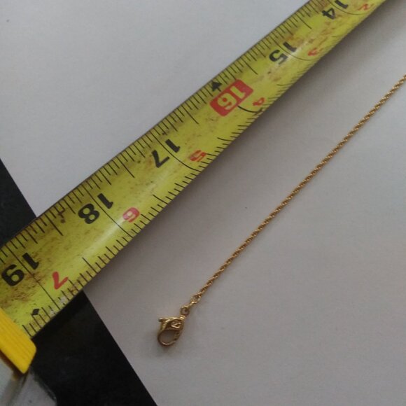 SWAROVSKI SWAN LOGO Pendant Necklace clear Crystal gold tone chain and setting - Picture 15 of 16